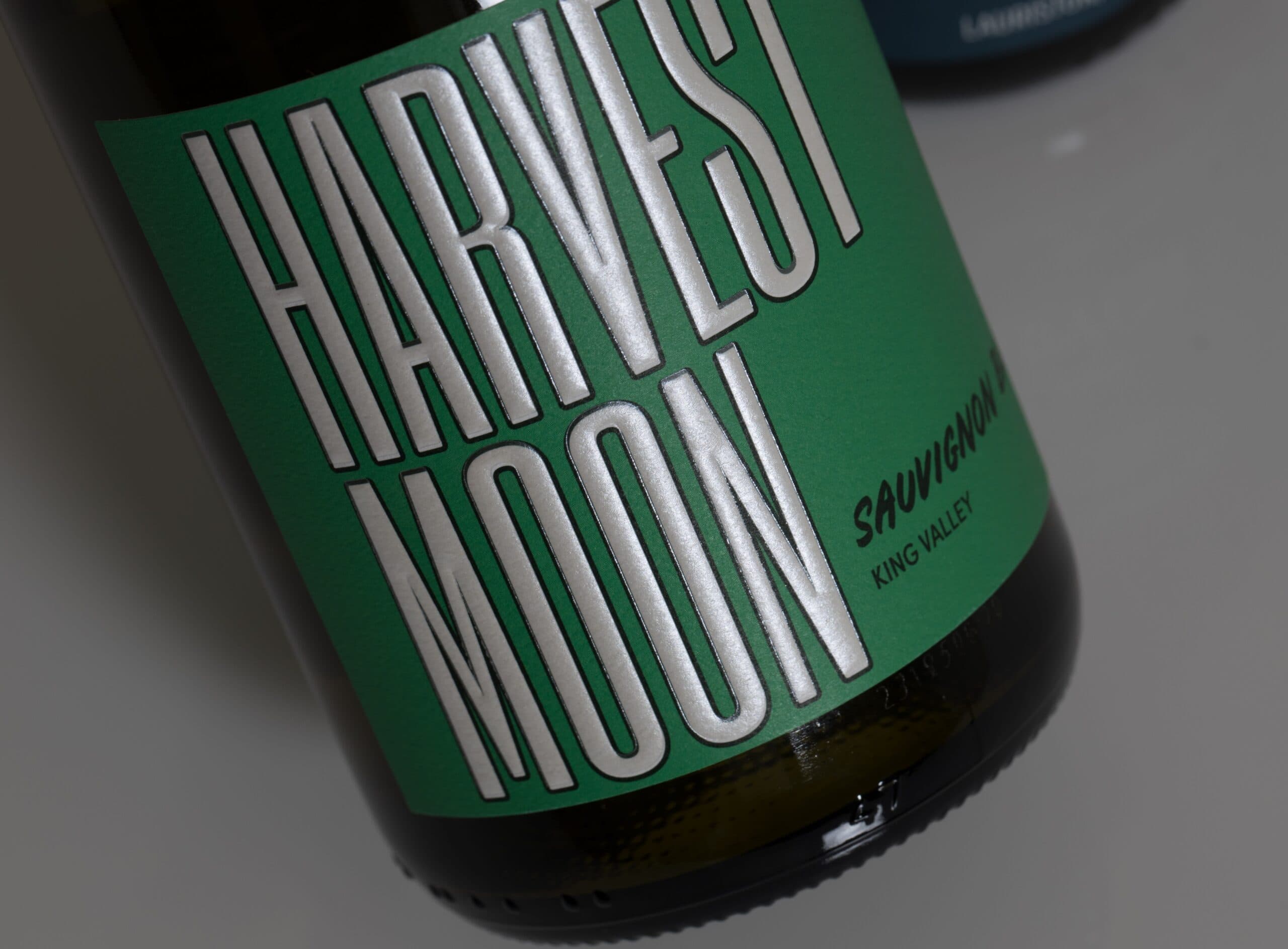 Image of Shimmering 3D texture captures Harvest Moon