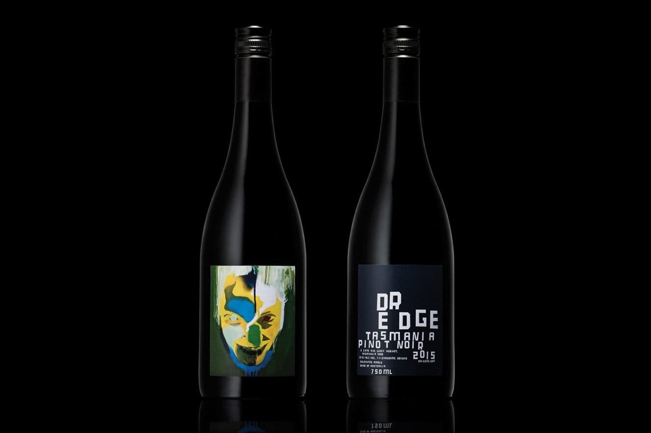 Image of Striking label combination for experimental wine