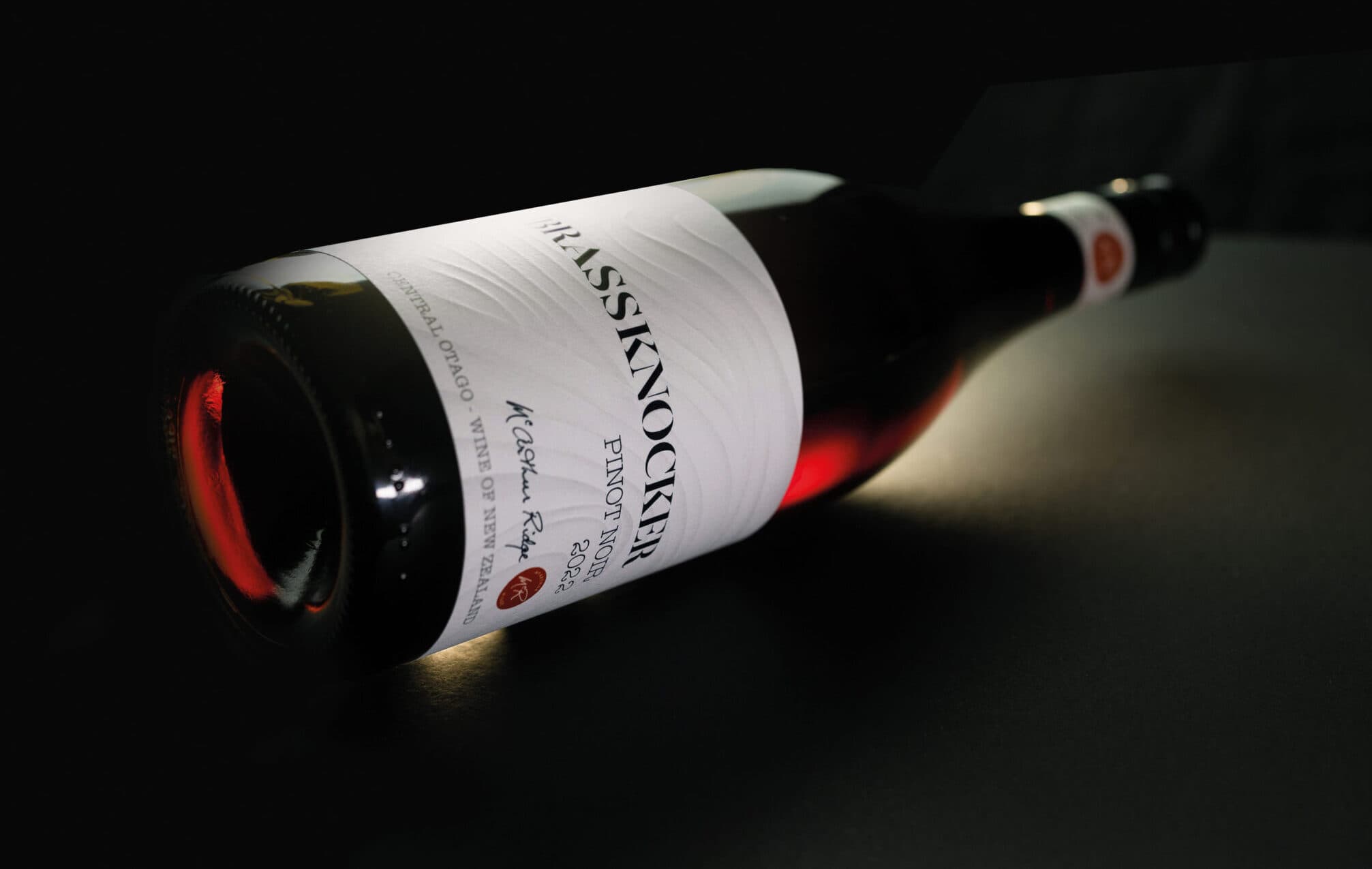 Image of Topography-inspired wine label produces stunning sense of movement